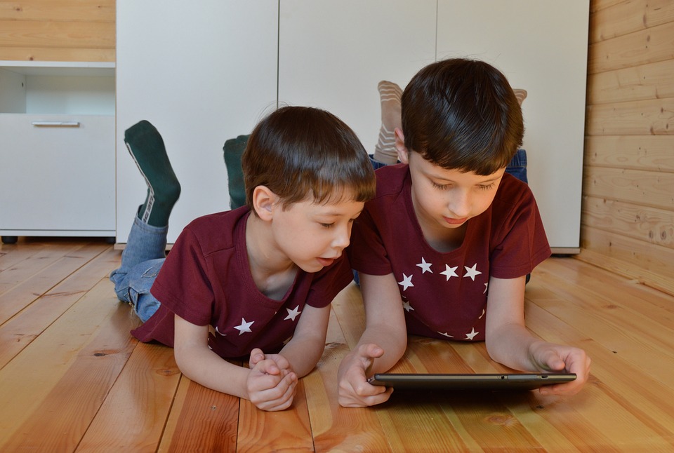  Kids engrossed in the gadgets
